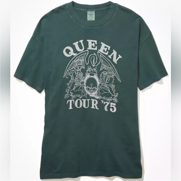 Queen Oversized T-Shirt - Picture 2 of 7
